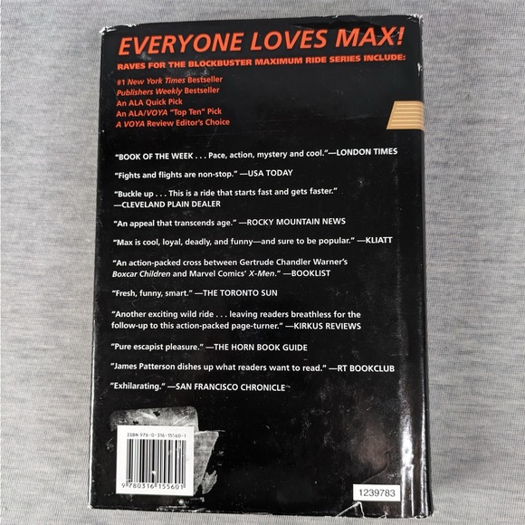 James Patterson: Maximum Ride #3- Saving the World and Other Extreme Sports - Picture 3 of 5